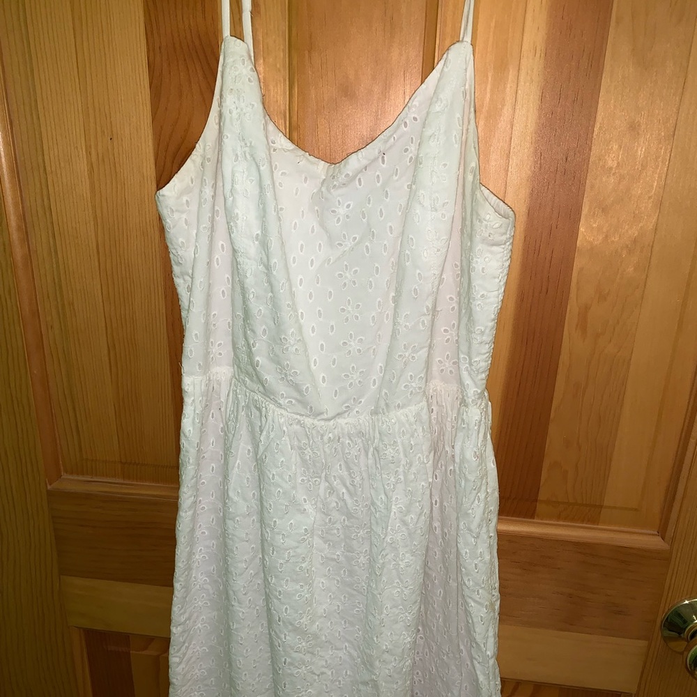 White Cotton Floral Cutout Dress!
